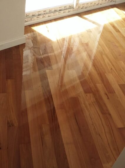 pulido e hidrolaqueado de piso